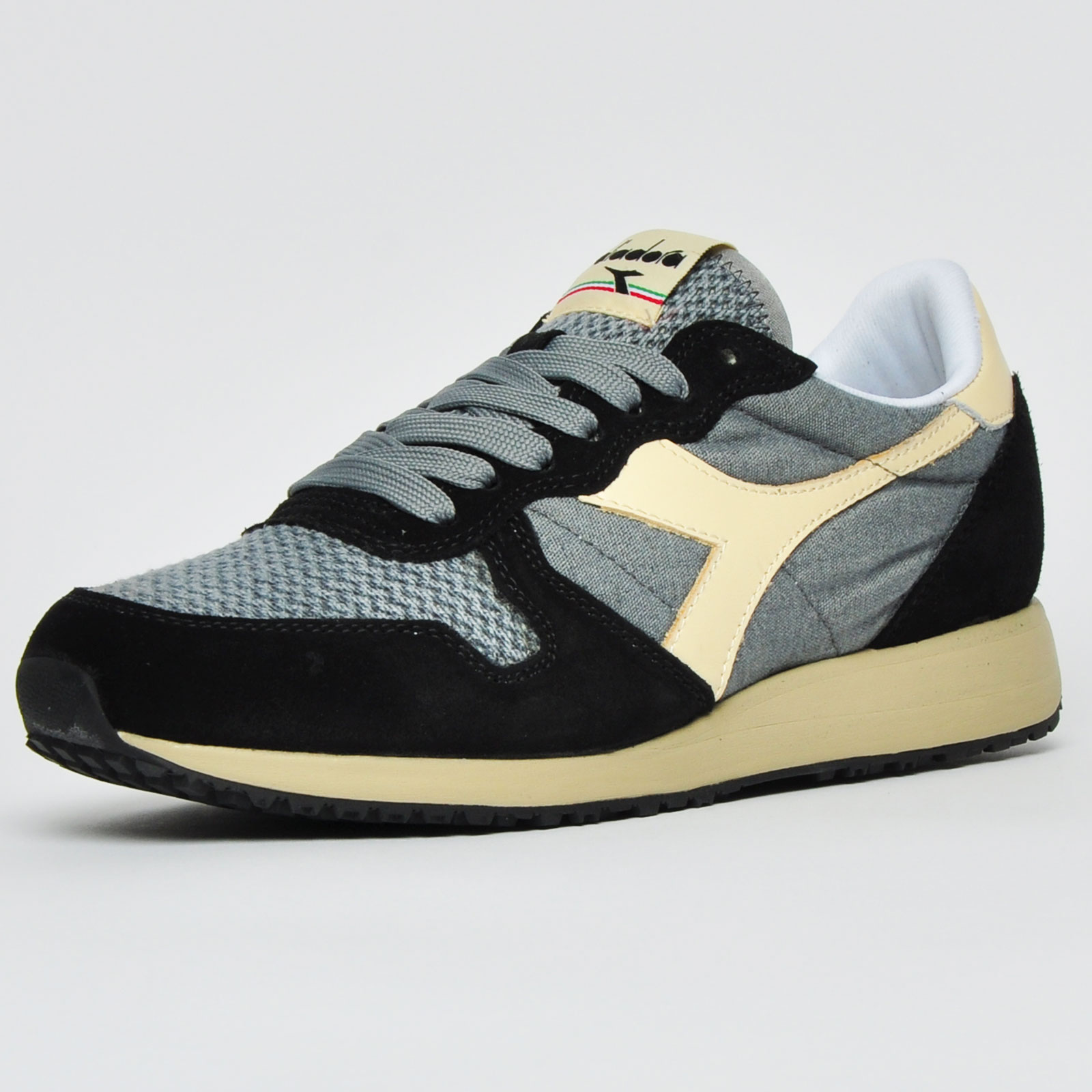 diadora tornado
