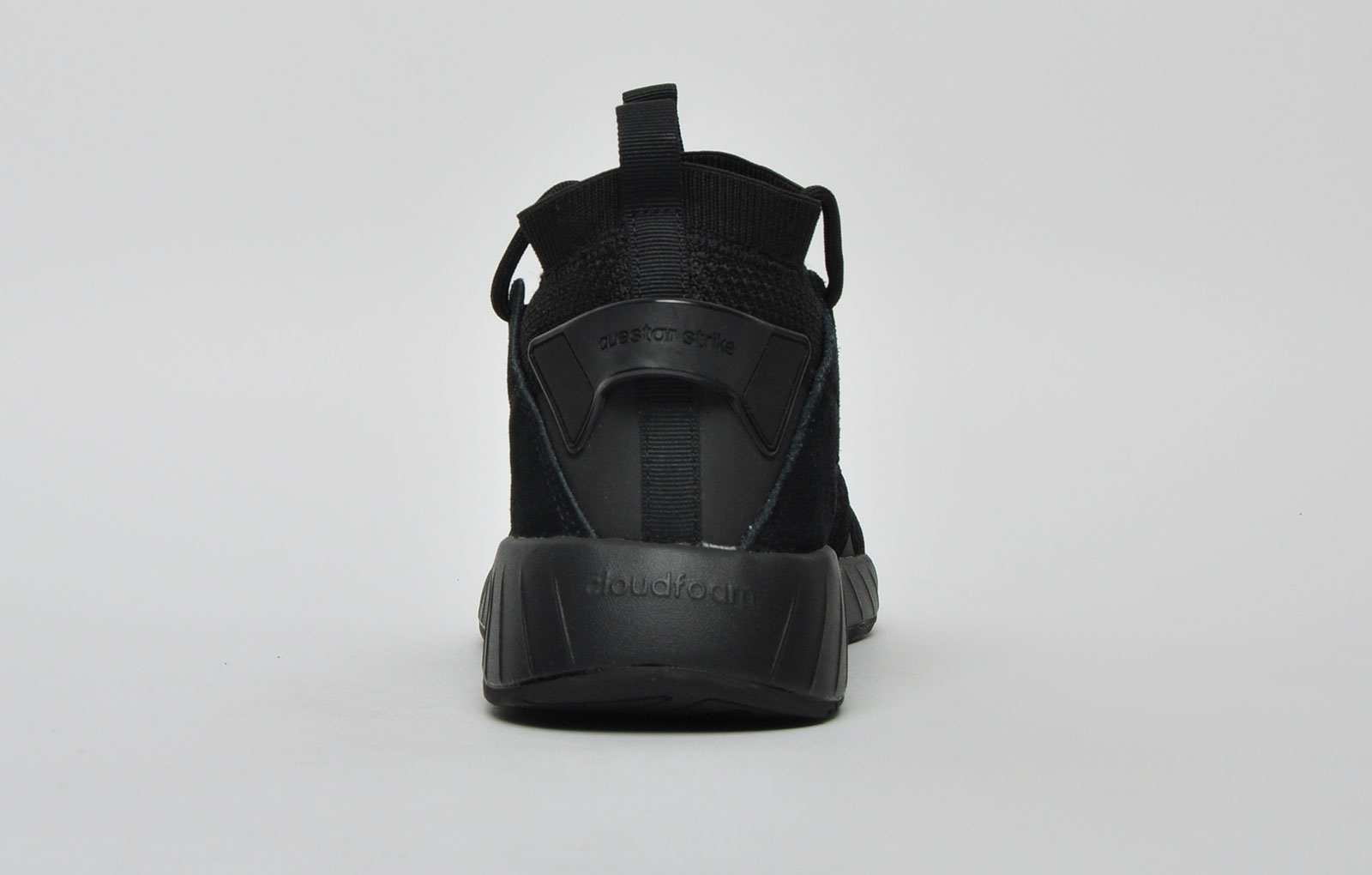 adidas questar strike mid men's sneakers