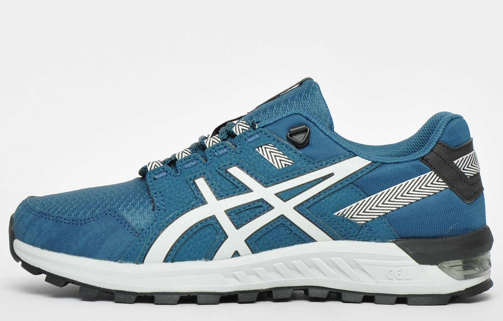 asics terrain