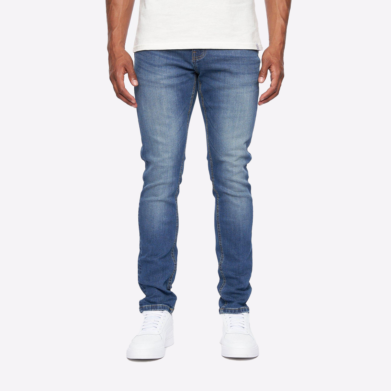 Duck And Cover Overburg Jeans Men's Trainers  Size:  Colour : Mid Wash / Navy W32 L32