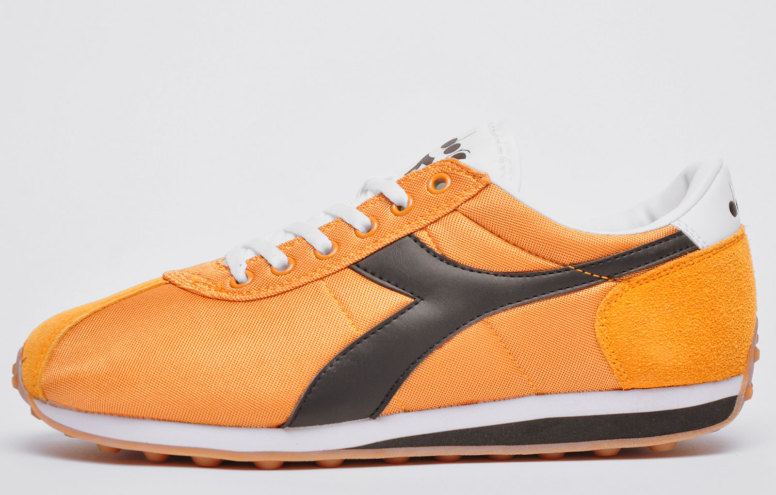 cheap diadora trainers