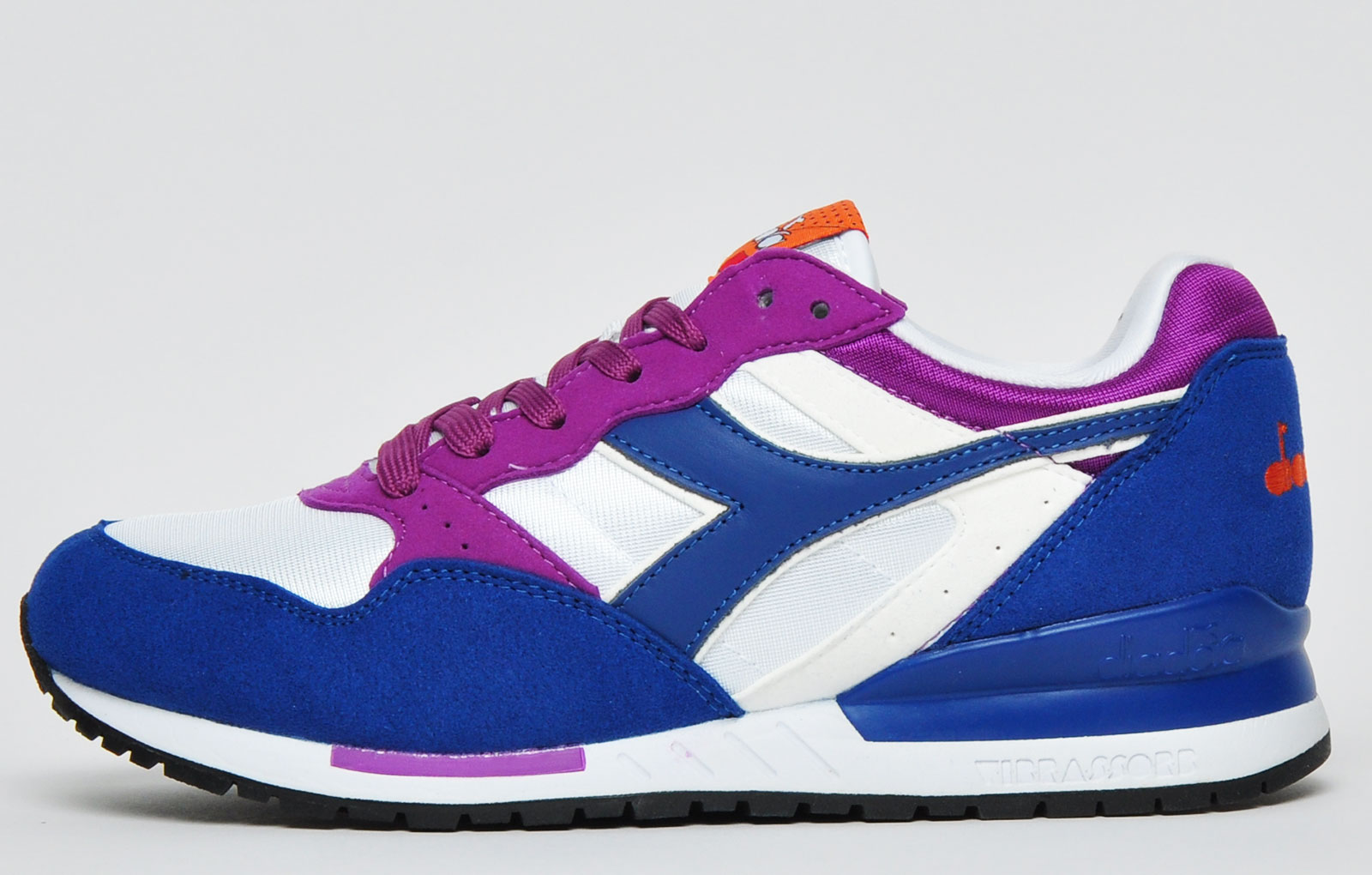 diadora intrepid nyl