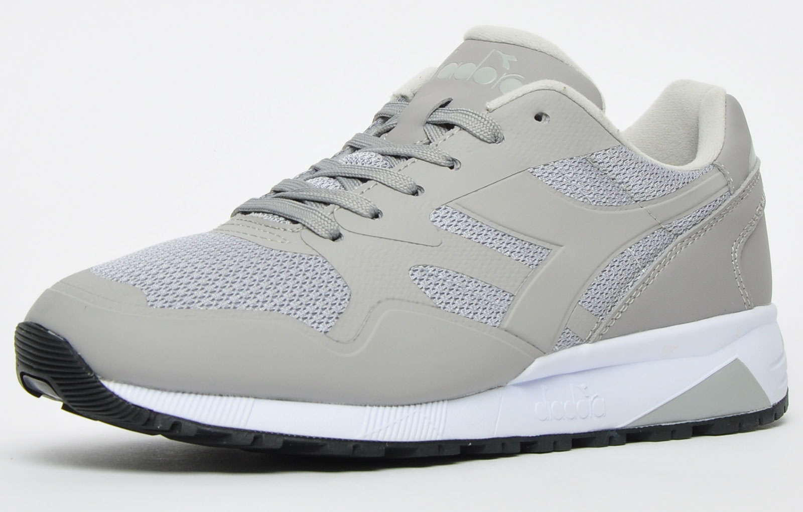 n902 diadora