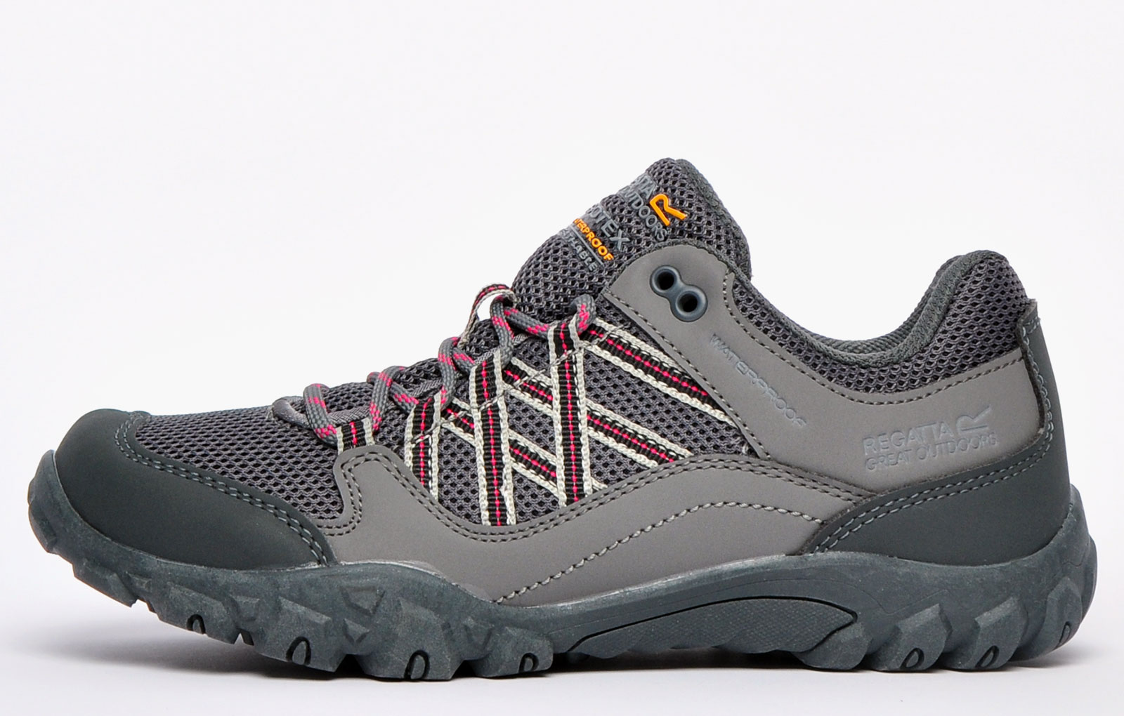 regatta isotex trainers