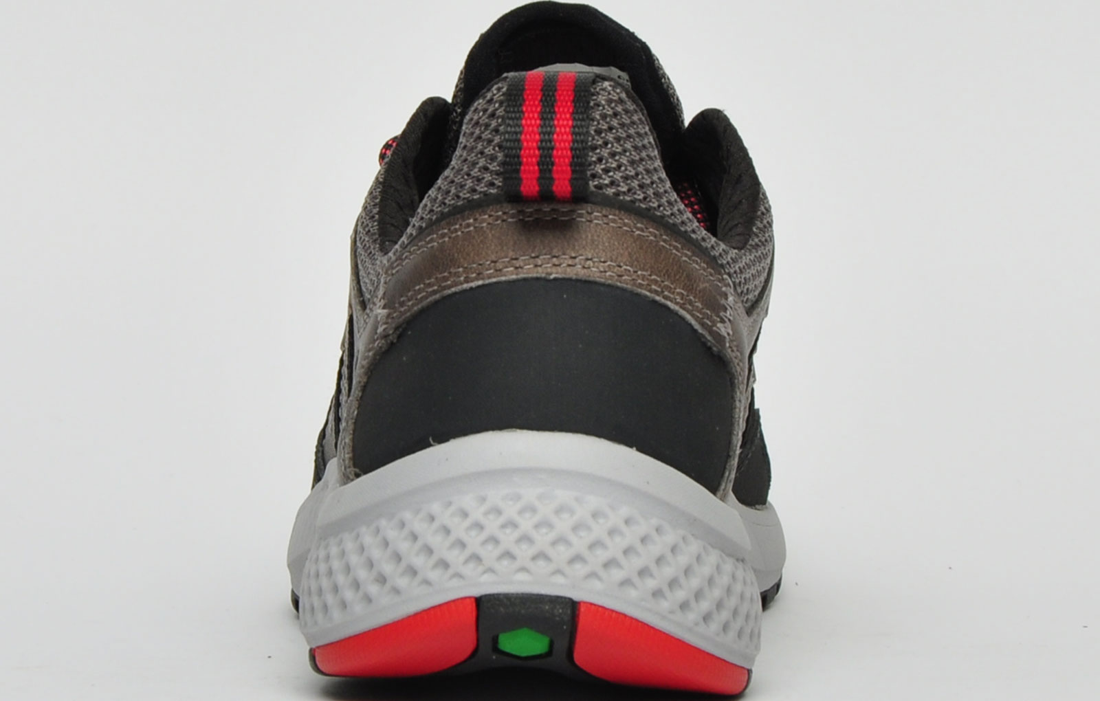 timberland black flyroam trail low trainers